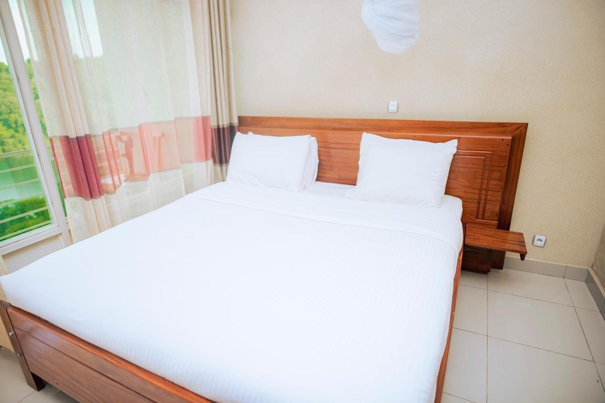 Peace Guest House Muhari Extérieur photo